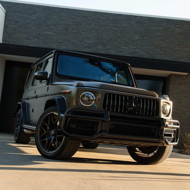 Luxury Rental Vehicles